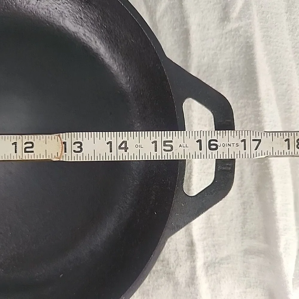 Cast Iron Chefs Skillet Lodge #1 Vintage 10SK 10” Pan Double Handles & Spouts